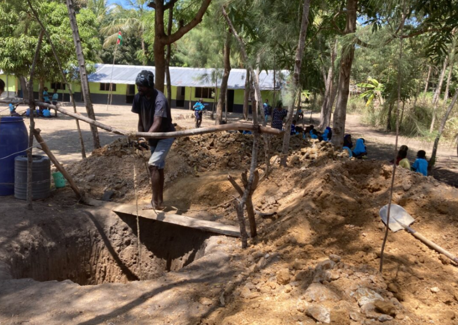 Aushub für den Brunnen an der Madongoni Star Primary School in Kenia