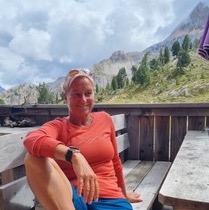 Kathrin Hänsel, Schatzmeisterin des HOKEKI e.V.